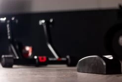 RODILLO DE ENTRENAMIENTO INTERACTIVO ZYCLE ZPRO SMART -Tienda De Bicicletas rodillo de entrenamiento interactivo zycle zpro smart 5