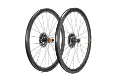 RUEDAS DE GRAVEL PROGRESS GR 40 2022